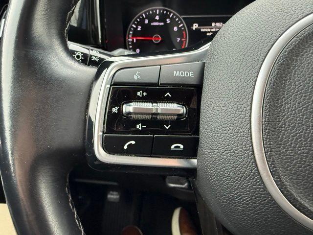 used 2022 Kia Sorento car, priced at $21,326