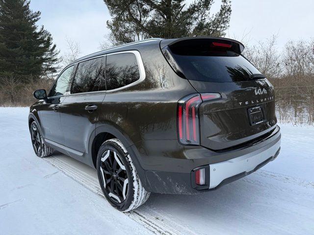 used 2023 Kia Telluride car, priced at $31,165