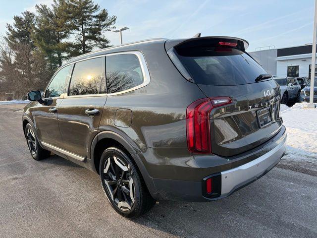 used 2023 Kia Telluride car, priced at $26,806