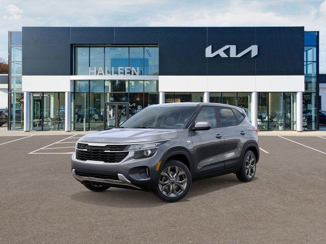 new 2026 Kia Seltos car, priced at $25,335