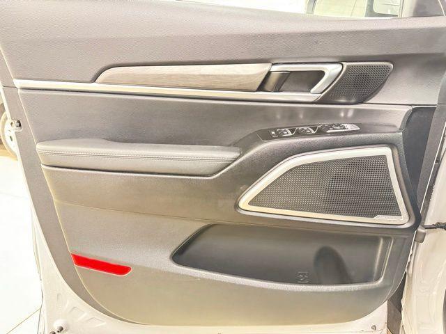 used 2023 Kia Telluride car, priced at $33,787