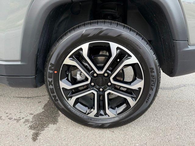 used 2024 Jeep Compass car, priced at $20,847