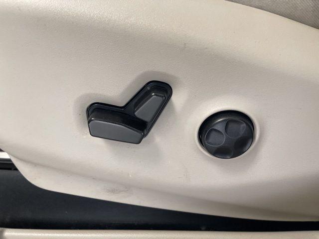 used 2021 Chrysler Pacifica car, priced at $28,350