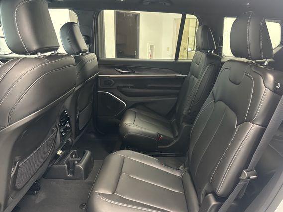 new 2026 Jeep Grand Cherokee L car, priced at $44,899