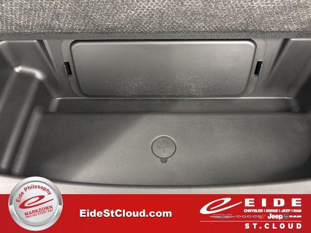 new 2025 Jeep Grand Cherokee L car, priced at $41,432