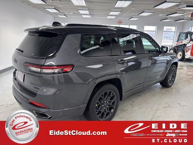 new 2025 Jeep Grand Cherokee L car, priced at $63,072