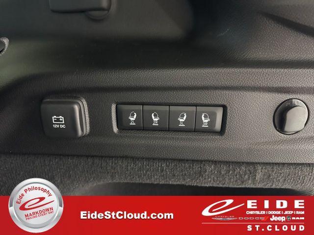 new 2025 Jeep Grand Cherokee L car, priced at $63,072