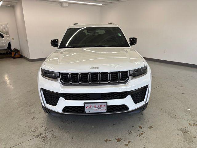 new 2026 Jeep Grand Cherokee L car, priced at $42,641