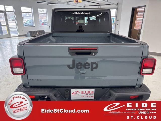 new 2026 Jeep Gladiator car, priced at $47,321