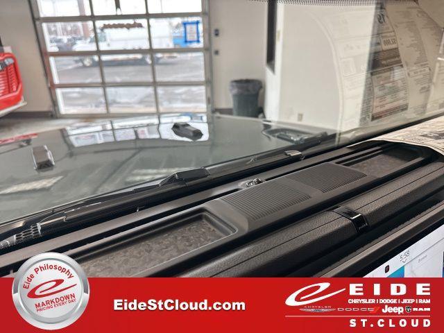 new 2026 Jeep Gladiator car, priced at $47,321