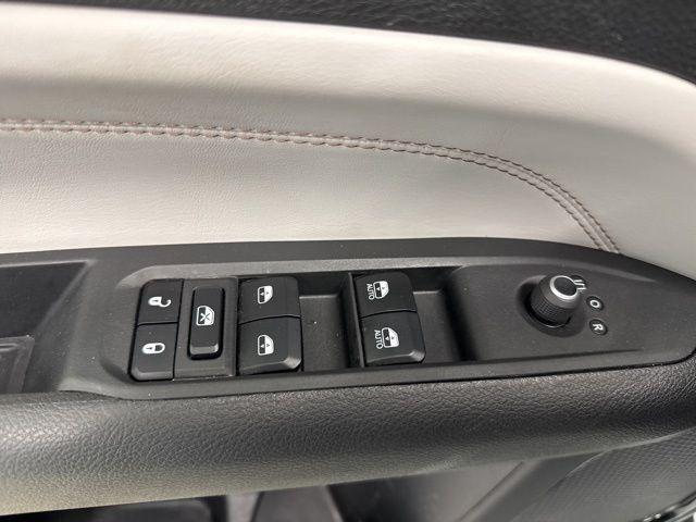 used 2023 Jeep Compass car, priced at $21,500