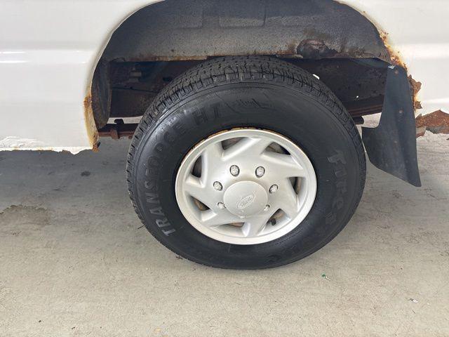 used 2001 Ford E350 Super Duty car, priced at $4,850