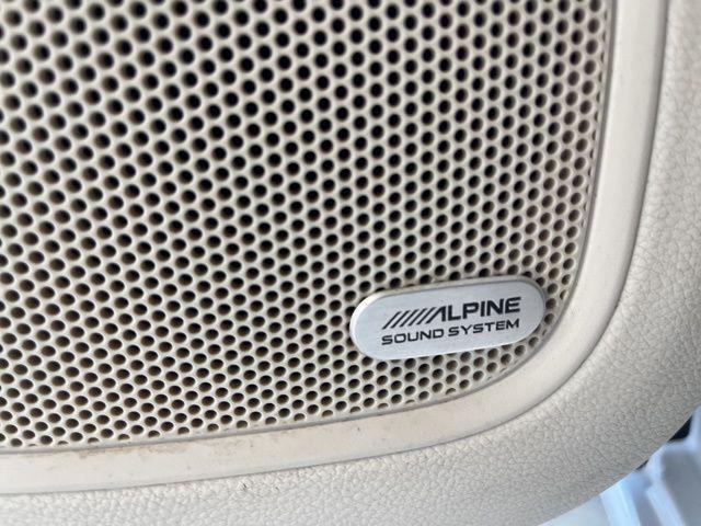 used 2015 Chrysler 200 car, priced at $10,000