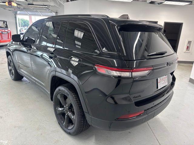 used 2023 Jeep Grand Cherokee car, priced at $30,350