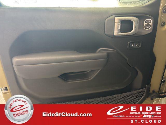 new 2026 Jeep Wrangler car, priced at $51,960