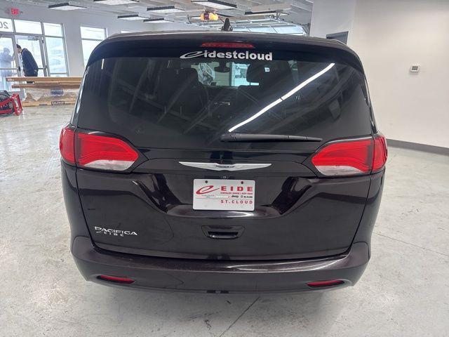 used 2017 Chrysler Pacifica car, priced at $7,000