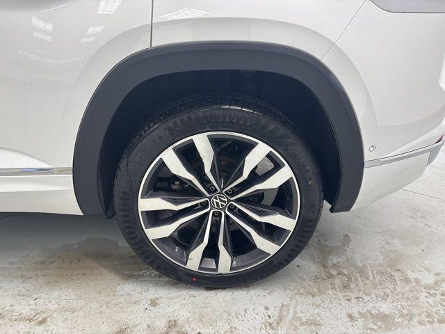 used 2022 Volkswagen Atlas Cross Sport car, priced at $26,000