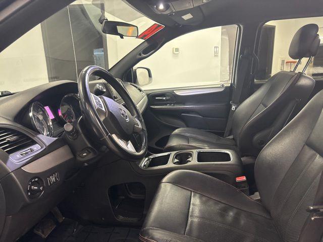 used 2014 Dodge Grand Caravan car, priced at $4,000