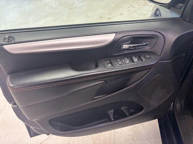 used 2014 Dodge Grand Caravan car, priced at $4,000