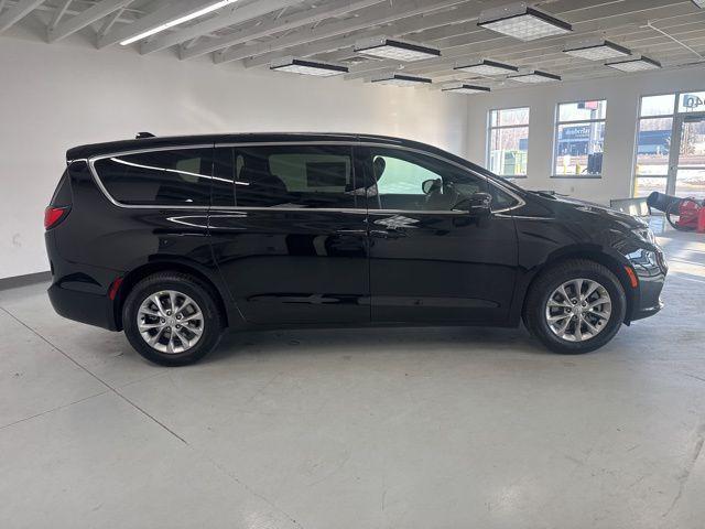 new 2026 Chrysler Pacifica car, priced at $44,367