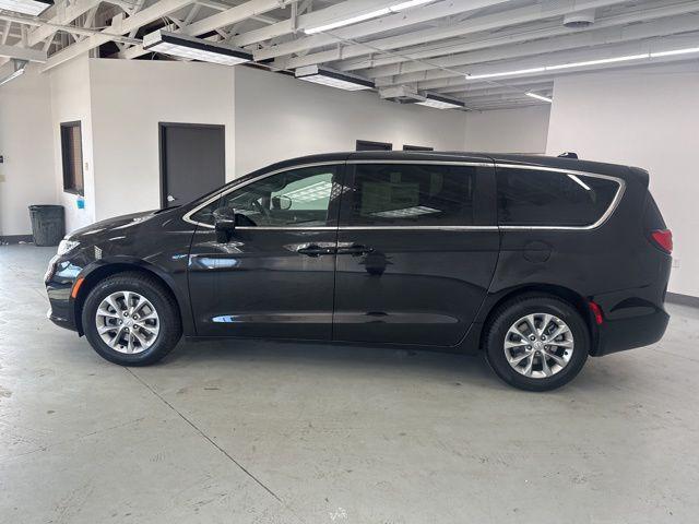 new 2026 Chrysler Pacifica car, priced at $44,367