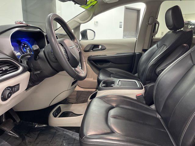 used 2023 Chrysler Pacifica car, priced at $22,500
