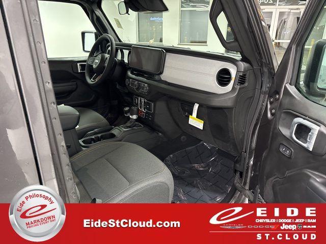 new 2026 Jeep Wrangler car, priced at $52,958