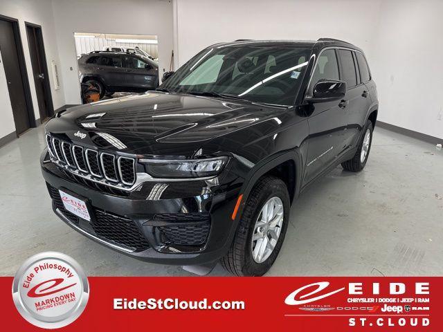 new 2025 Jeep Grand Cherokee car, priced at $37,256