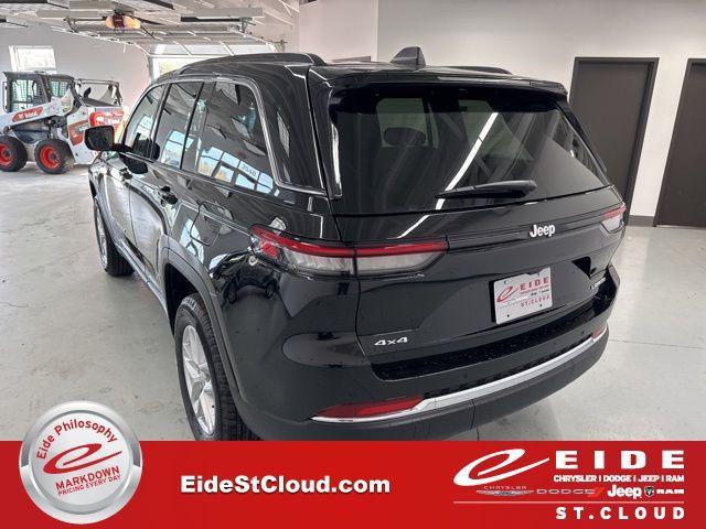 new 2025 Jeep Grand Cherokee car, priced at $37,256