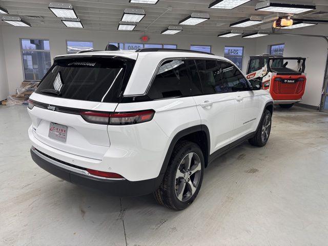 used 2022 Jeep Grand Cherokee 4xe car, priced at $26,000