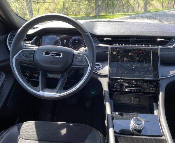 used 2024 Jeep Grand Cherokee car, priced at $30,850