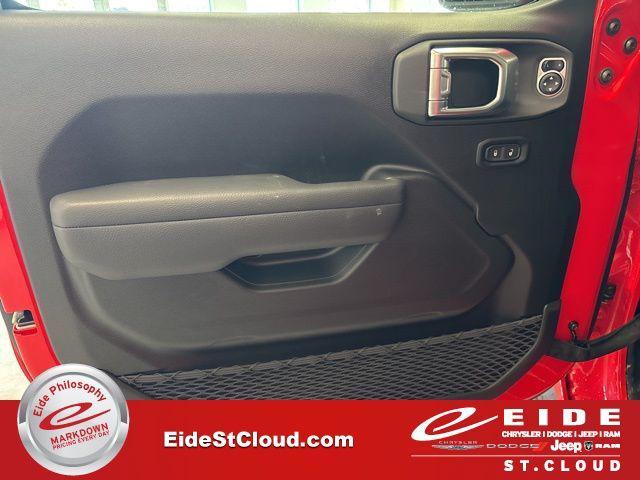 new 2026 Jeep Wrangler car, priced at $48,513