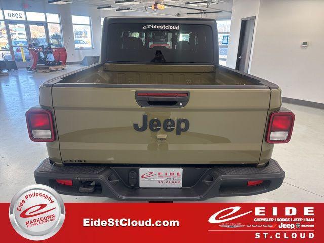 new 2026 Jeep Gladiator car, priced at $45,070