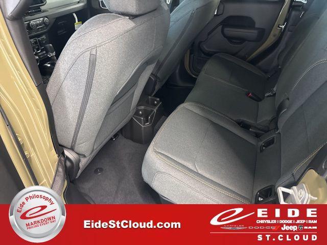 new 2026 Jeep Gladiator car, priced at $45,070