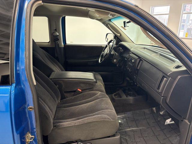 used 2001 Dodge Dakota car, priced at $6,000