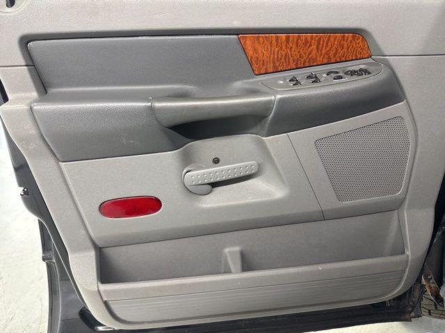 used 2006 Dodge Ram 1500 car, priced at $6,000