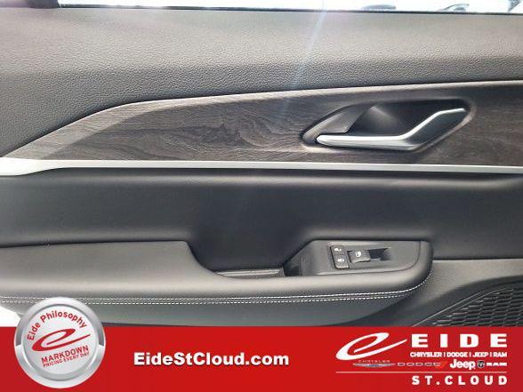 new 2025 Jeep Grand Cherokee car, priced at $41,164