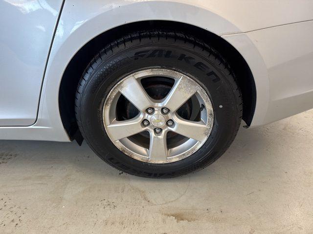 used 2014 Chevrolet Cruze car, priced at $5,500