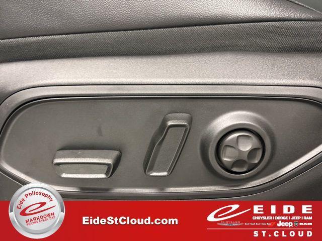 new 2025 Jeep Grand Cherokee L car, priced at $44,739