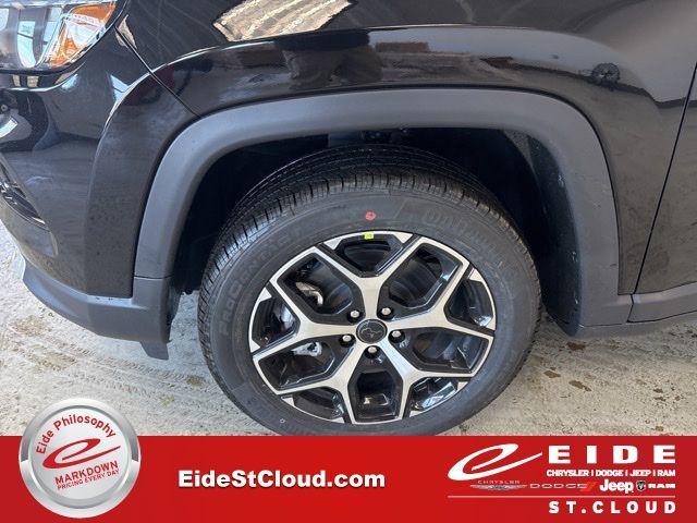 new 2026 Jeep Compass car, priced at $32,218