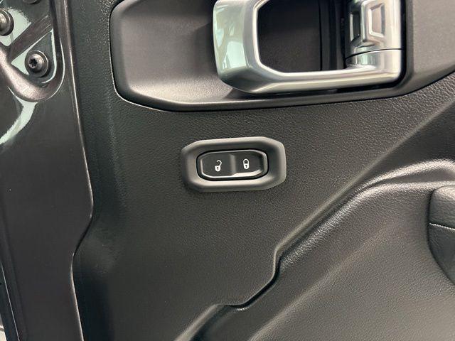 new 2026 Jeep Wrangler car, priced at $47,067