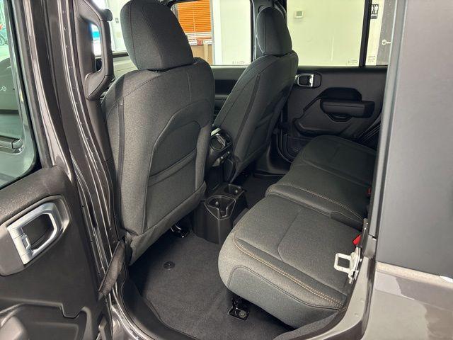 new 2026 Jeep Wrangler car, priced at $47,067