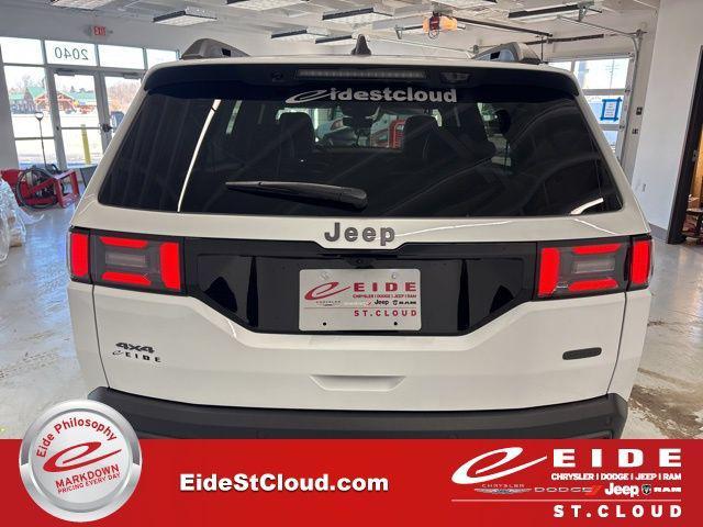 new 2026 Jeep Cherokee car, priced at $46,215