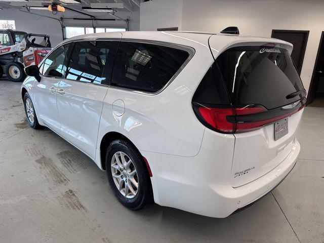 used 2023 Chrysler Pacifica car, priced at $22,500
