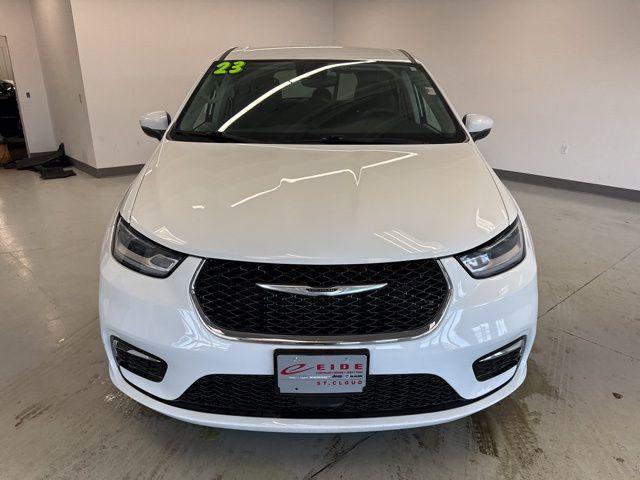 used 2023 Chrysler Pacifica car, priced at $22,500