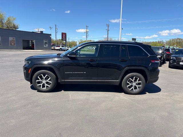 used 2023 Jeep Grand Cherokee car, priced at $33,850