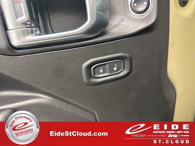 new 2026 Jeep Wrangler car, priced at $51,960