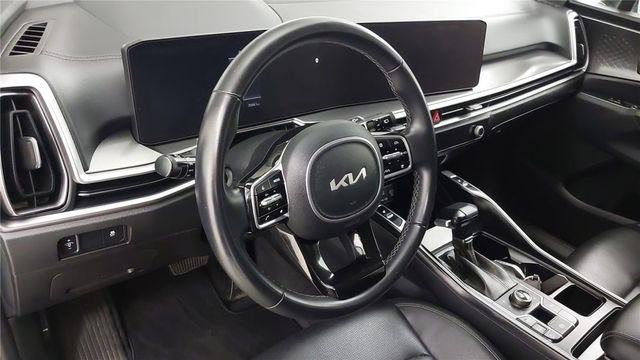 used 2024 Kia Sorento car, priced at $25,000