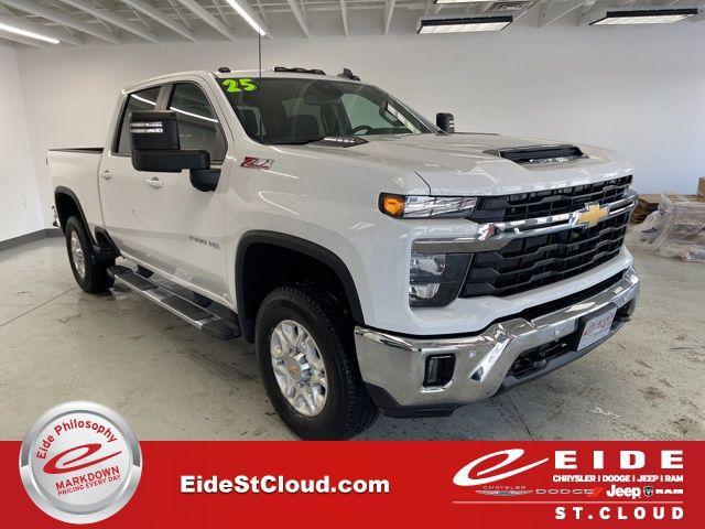 used 2025 Chevrolet Silverado 3500 car, priced at $54,000