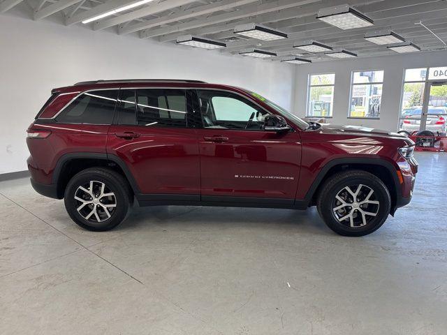 used 2023 Jeep Grand Cherokee car, priced at $33,350